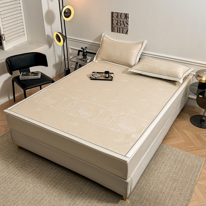 91家纺网 家纺一手货源 找家纺 牵梦萦家纺 2026新款立体浮雕压花工艺豆豆凉席三件套-平铺款 荷塘月色-米