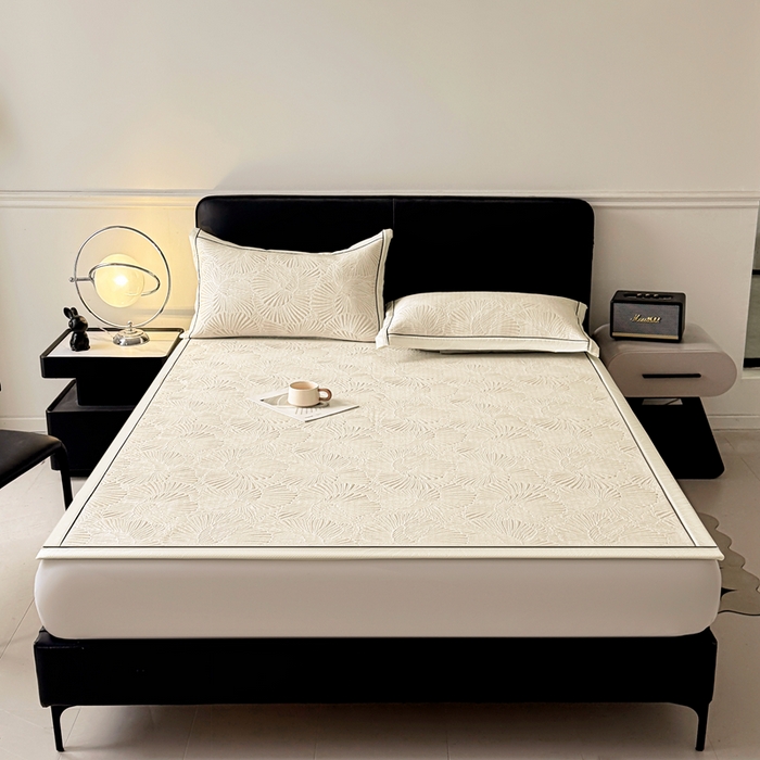 91家纺网 家纺一手货源 找家纺 牵梦萦家纺 2026新款立体浮雕压花工艺豆豆凉席三件套-平铺款 银杏叶-米