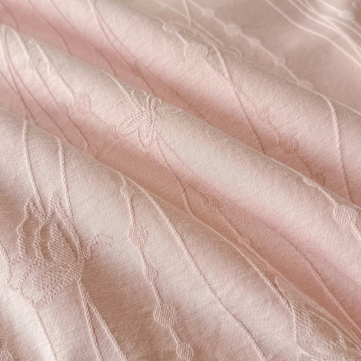 91家纺网 家纺一手货源 找家纺 （总）宜家坊 2026春夏新款全棉60S长绒棉立体厚织提花夏被四件套