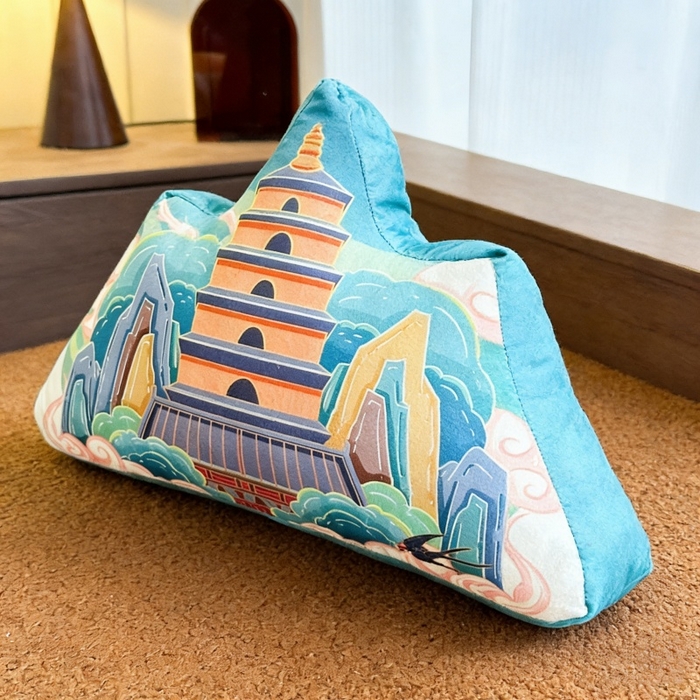 91家纺网 家纺一手货源 找家纺 新奇异 2026新款210克荷兰绒靠山抱枕 宝塔靠山