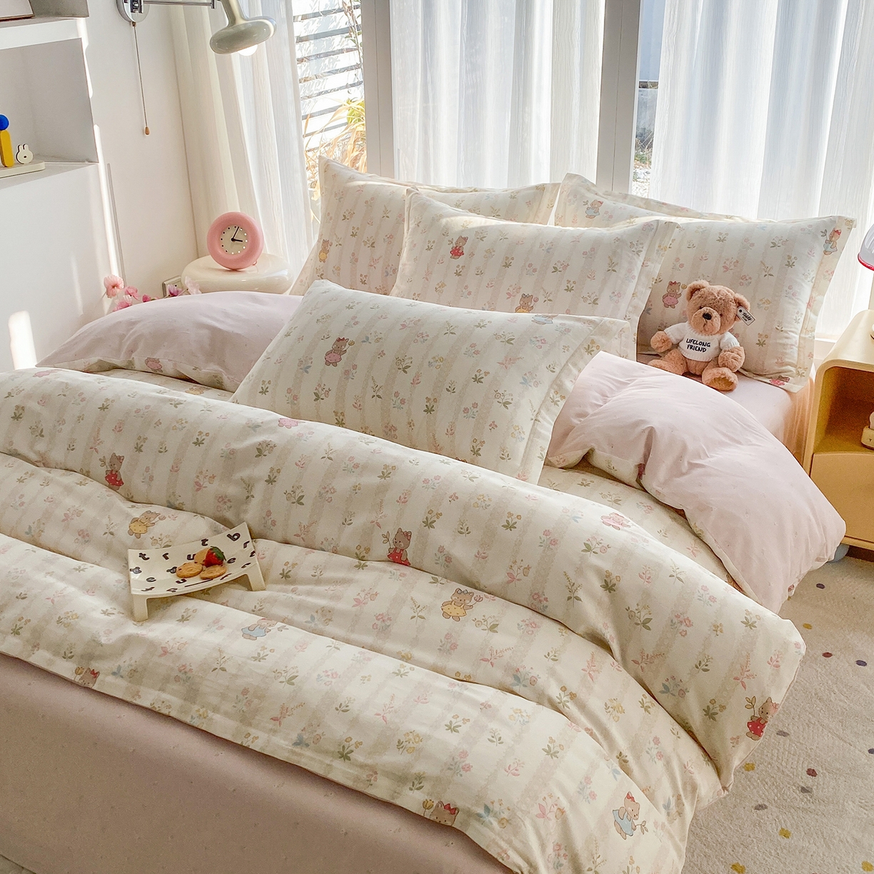 91家纺网 家纺一手货源 找家纺 钰锦珀家纺 2026新款13070全棉直角床单三件套四件套 喵喵花