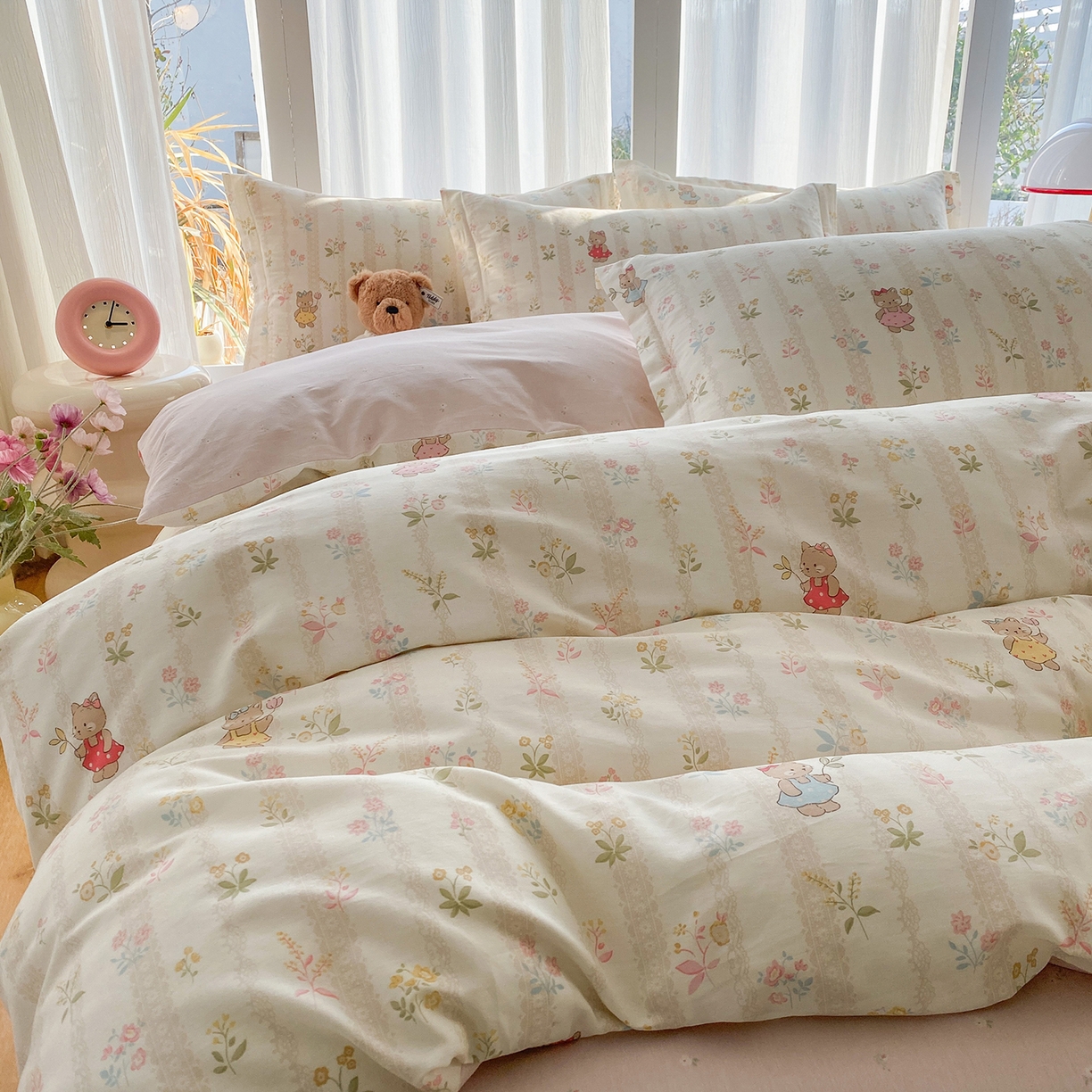 91家纺网 家纺一手货源 找家纺 钰锦珀家纺 2026新款13070全棉直角床单三件套四件套 喵喵花