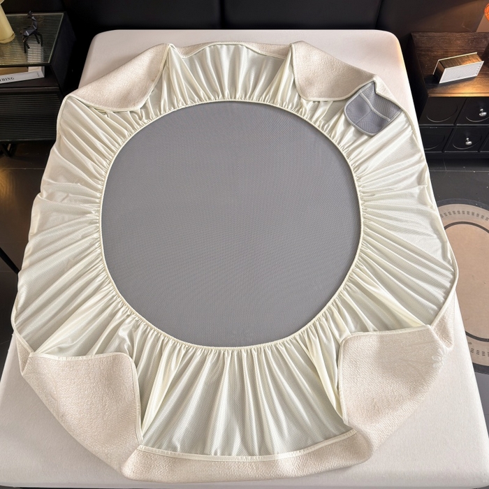 91家纺网 家纺一手货源 找家纺 牵梦萦家纺 2026新款立体浮雕压花工艺凉感豆豆凉席-床笠款 豆豆彩蝶-米白色