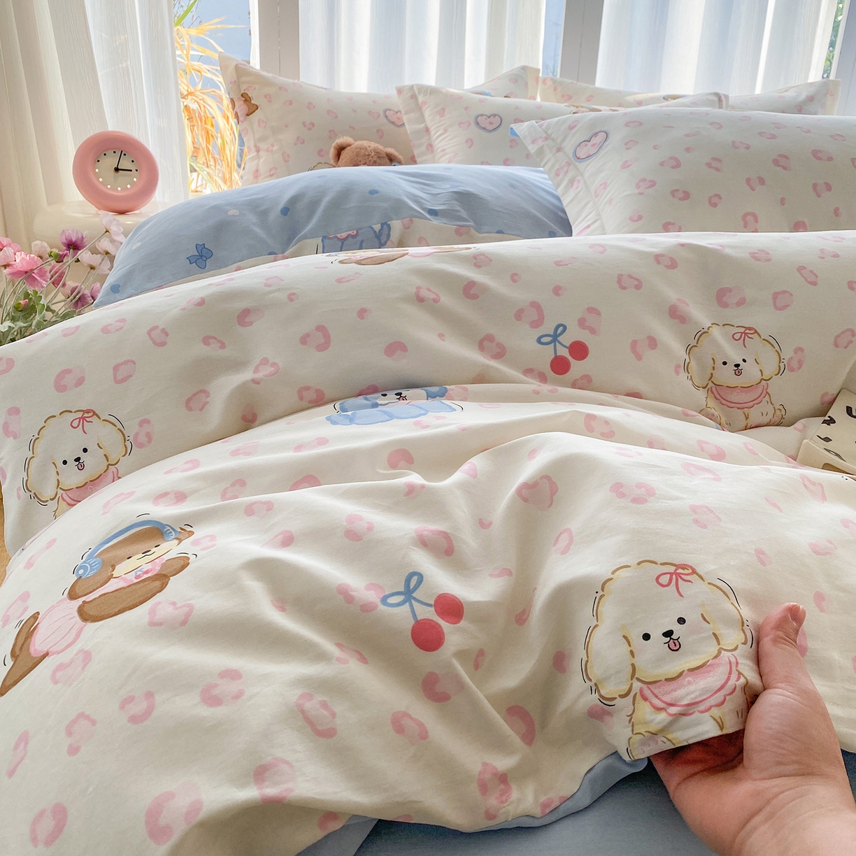 91家纺网 家纺一手货源 找家纺 钰锦珀家纺 2026新款13070全棉直角床单三件套四件套 小狗日记