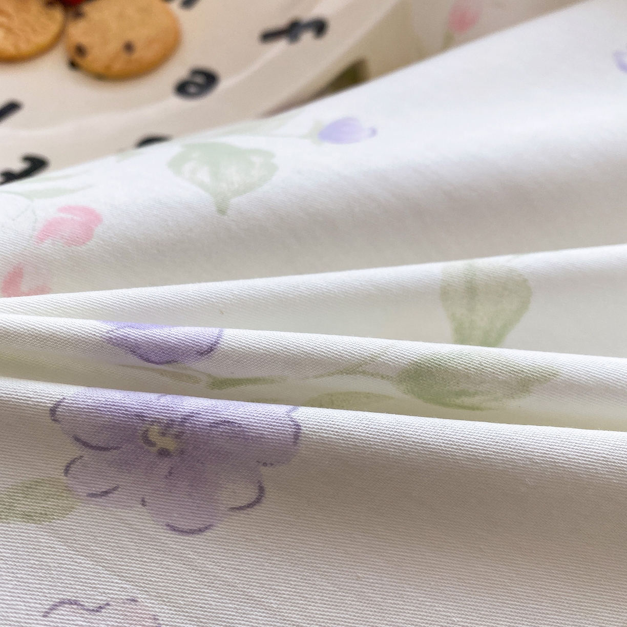 91家纺网 家纺一手货源 找家纺 钰锦珀家纺 2026新款13070全棉直角床单三件套四件套 知意花蔓