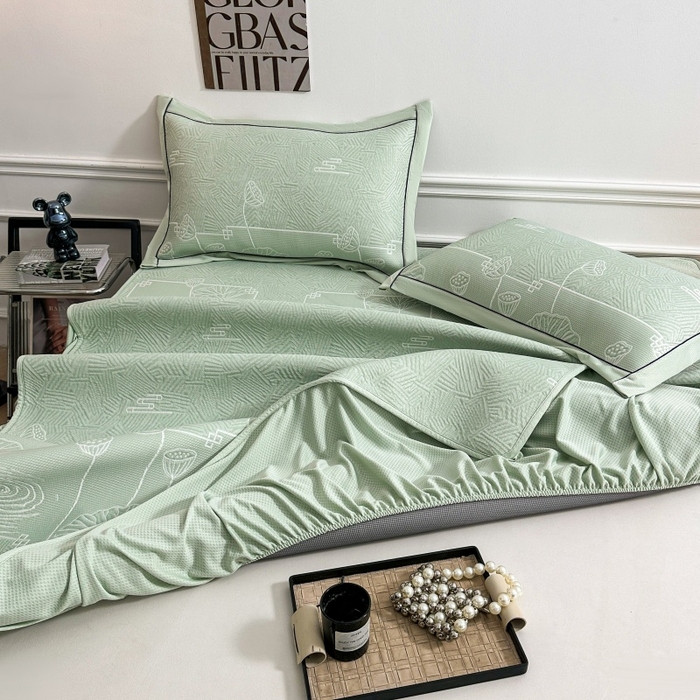 91家纺网 家纺一手货源 找家纺 牵梦萦家纺 2026新款立体浮雕压花工艺凉感豆豆凉席-床笠款 豆豆荷塘月色-绿色