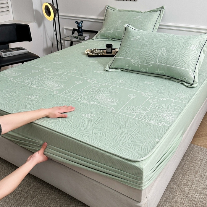 91家纺网 家纺一手货源 找家纺 牵梦萦家纺 2026新款立体浮雕压花工艺凉感豆豆凉席-床笠款 豆豆荷塘月色-绿色