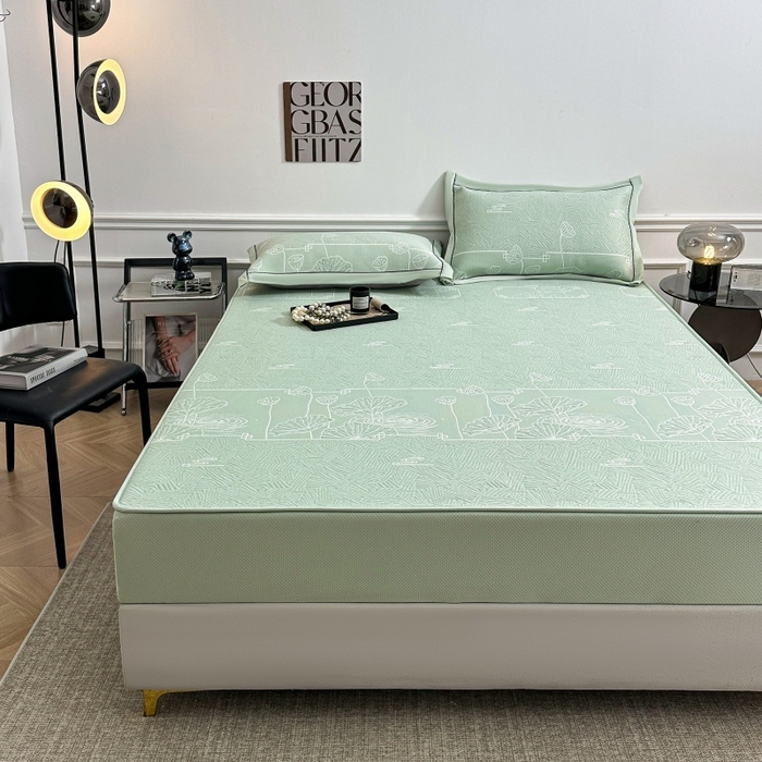 91家纺网 家纺一手货源 找家纺 牵梦萦家纺 2026新款立体浮雕压花工艺凉感豆豆凉席-床笠款 豆豆荷塘月色-绿色