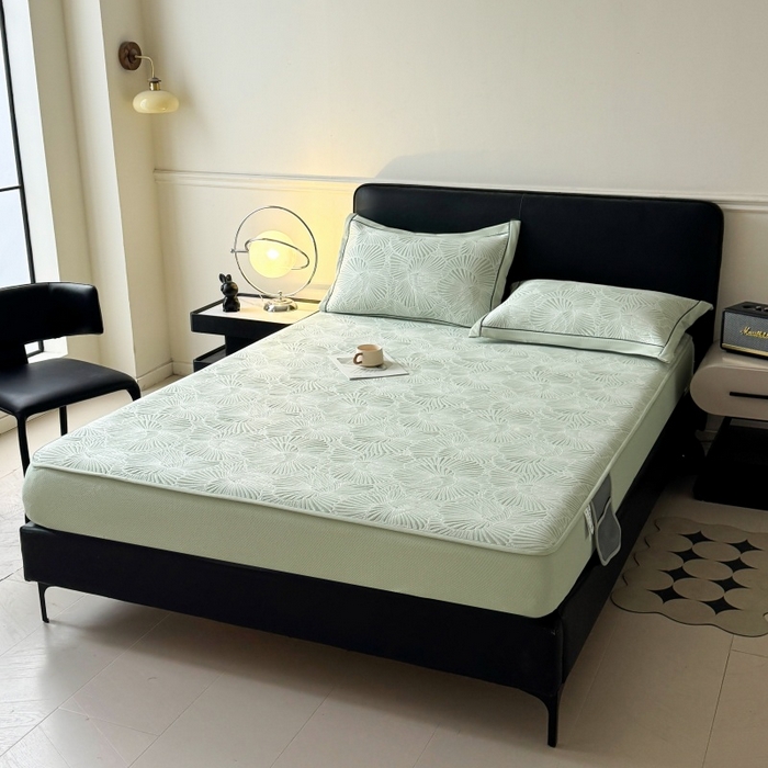 91家纺网 家纺一手货源 找家纺 牵梦萦家纺 2026新款立体浮雕压花工艺凉感豆豆凉席-床笠款 豆豆银杏叶-绿色