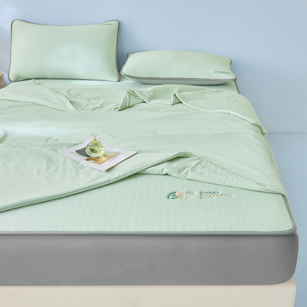 91家纺网 家纺一手货源 找家纺 欧邦 2026新款PE中分子刺绣款冰豆豆床笠夏被套件-序叶系列 序叶-绿