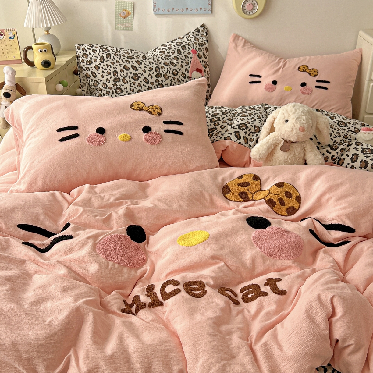 91家纺网 家纺一手货源 找家纺 （总）花伞家居 2026新款表情喵毛巾绣A类皱皱纱四件套含买家秀