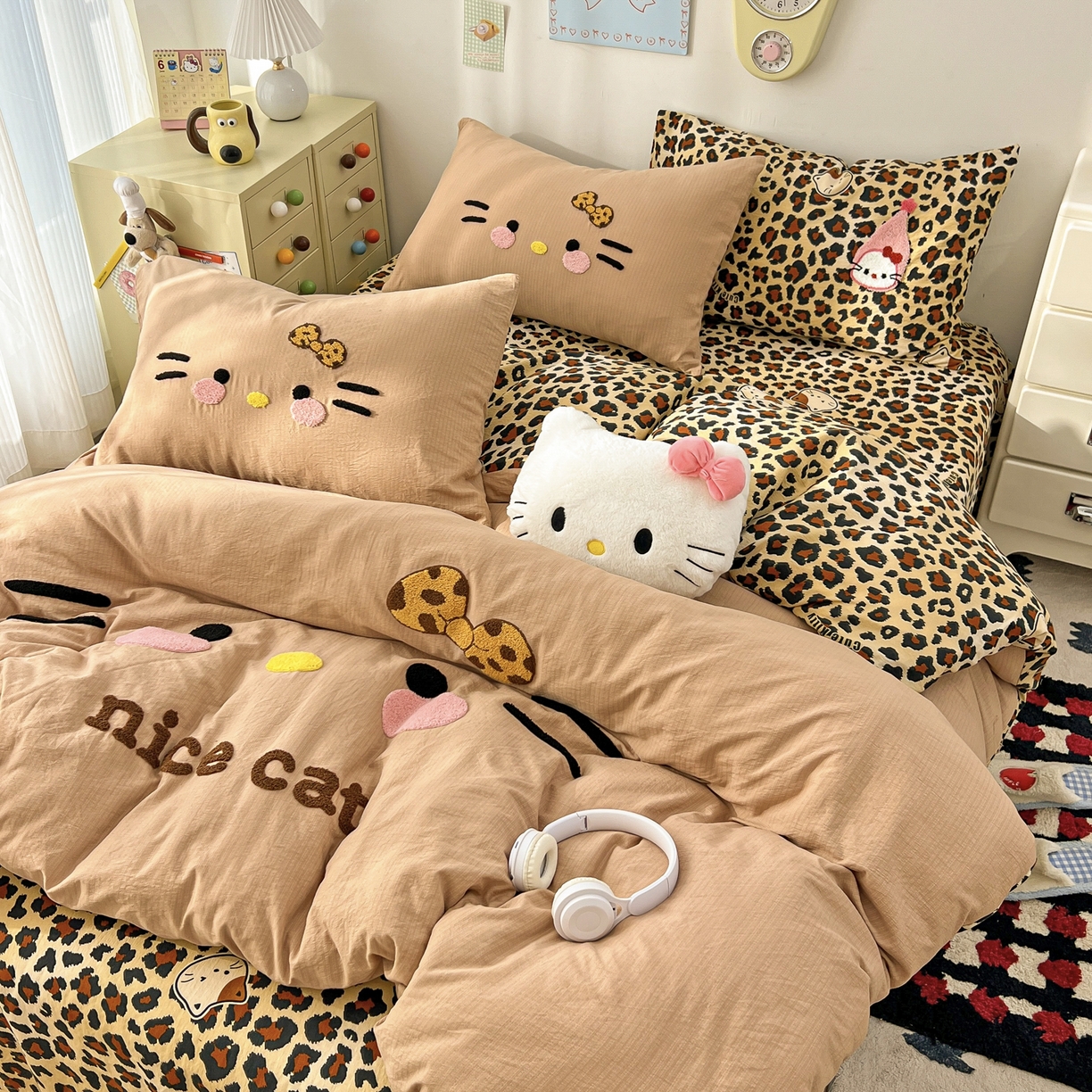 91家纺网 家纺一手货源 找家纺 花伞家居 2026新款表情喵毛巾绣A类皱皱纱四件套含买家秀 表情喵-卡其