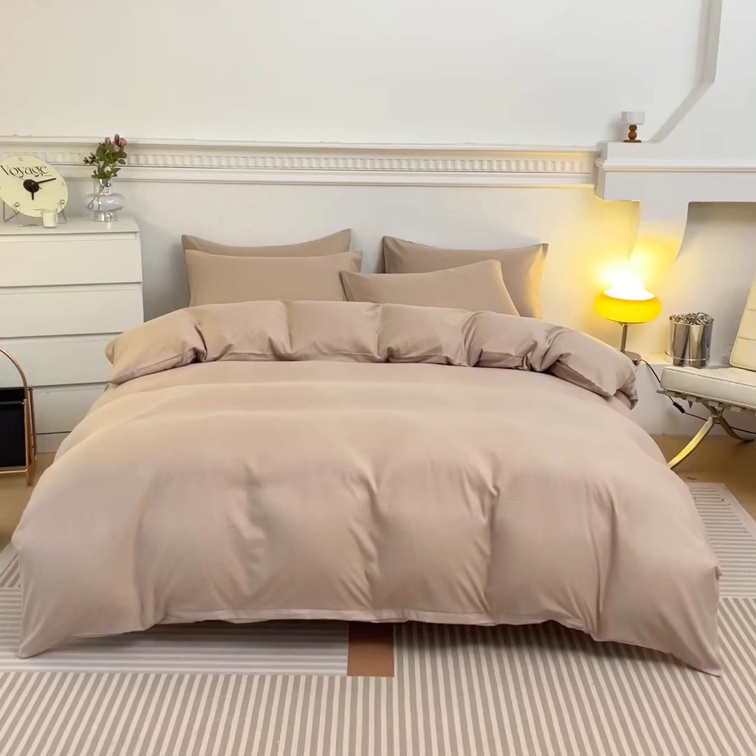 91家纺网 家纺一手货源 找家纺 莎臣豹 2026新款水洗棉磨毛印花简约风单品被套 卡其