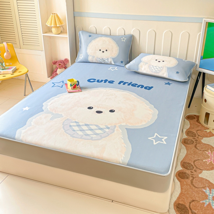 91家纺网 家纺一手货源 找家纺 柒月家居 2026新款大版印花碳光冰丝席床笠款凉席 床笠-围兜狗狗