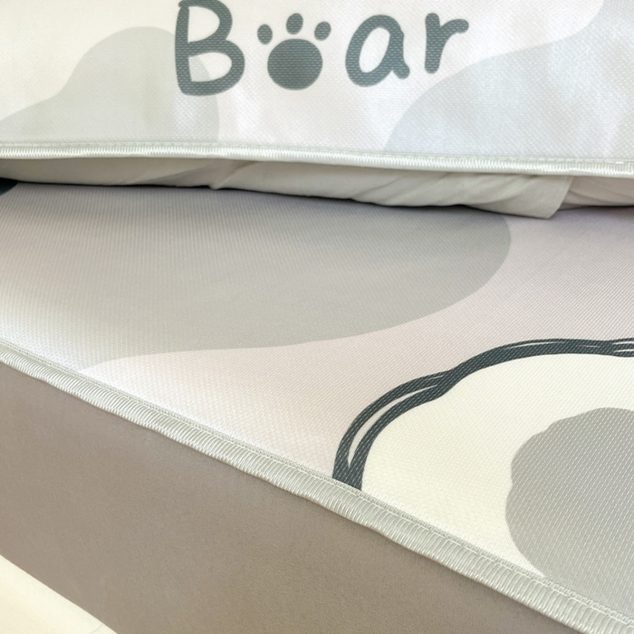 91家纺网 家纺一手货源 找家纺 柒月家居 2026新款大版印花碳光冰丝席床笠款凉席 床笠-斑点熊灰