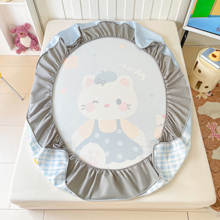 91家纺网 家纺一手货源 找家纺 柒月家居 2026新款大版印花碳光冰丝席床笠款凉席 床笠-茶茶蓝猫