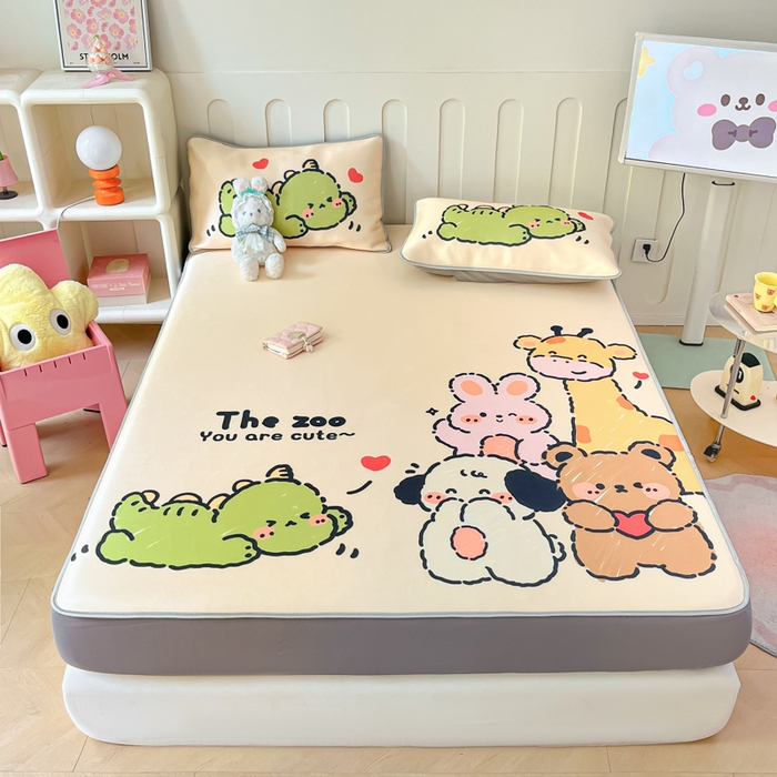 91家纺网 家纺一手货源 找家纺 柒月家居 2026新款大版印花碳光冰丝席床笠款凉席 床笠-动物派对