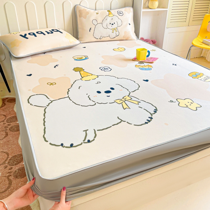 91家纺网 家纺一手货源 找家纺 柒月家居 2026新款大版印花碳光冰丝席床笠款凉席 床笠-卷卷白狗