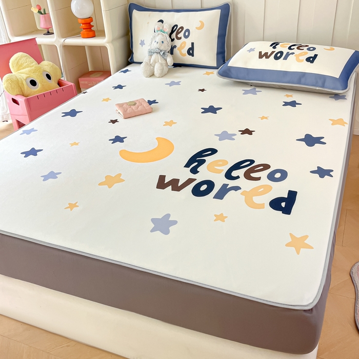 91家纺网 家纺一手货源 找家纺 柒月家居 2026新款大版印花碳光冰丝席床笠款凉席 床笠-满天星辰