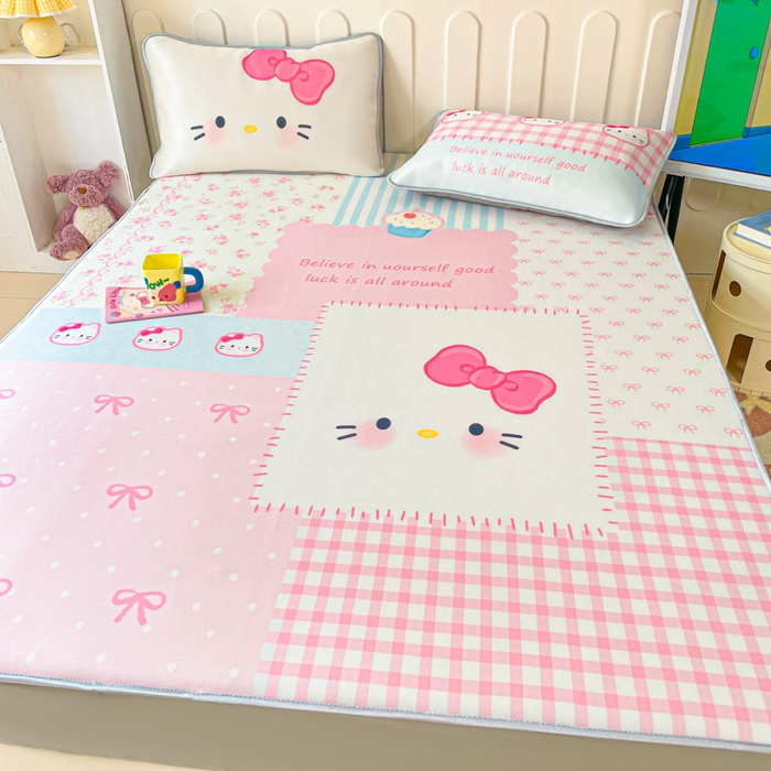 91家纺网 家纺一手货源 找家纺 柒月家居 2026新款大版印花碳光冰丝席床笠款凉席 床笠-猫猫小窝