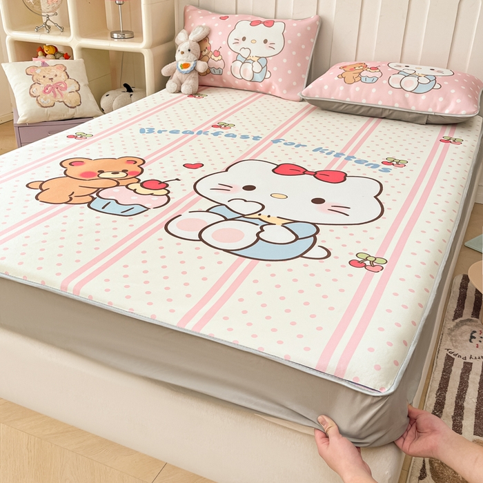 91家纺网 家纺一手货源 找家纺 柒月家居 2026新款大版印花碳光冰丝席床笠款凉席 床笠-猫咪伙伴