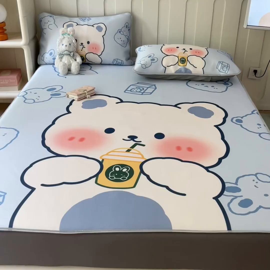 91家纺网 家纺一手货源 找家纺 柒月家居 2026新款大版印花碳光冰丝席床笠款凉席 床笠-萌宝