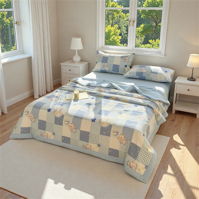 91家纺网 家纺一手货源 找家纺 晓时候 2026新款双层纱印花夏被床盖四件套新疆棉花被夏凉被空调被单夏被 蓝色泡芙狗