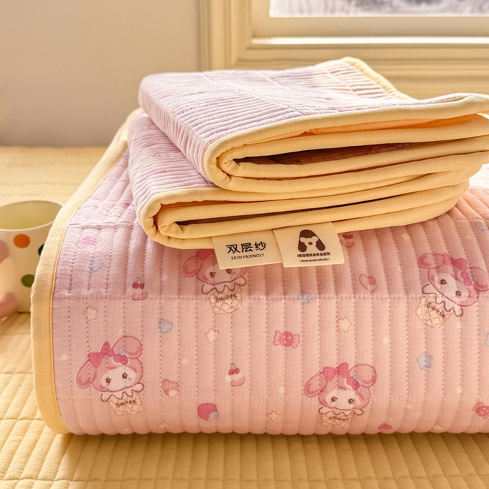 91家纺网 家纺一手货源 找家纺 晓时候 2026新款双层纱印花夏被床盖四件套新疆棉花被夏凉被空调被单夏被 甜心女孩