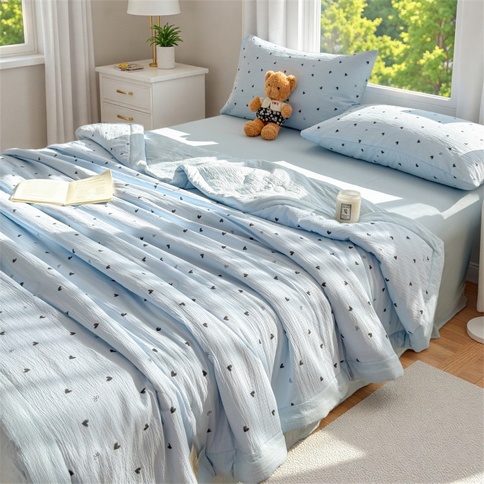 91家纺网 家纺一手货源 找家纺 晓时候 2026新款双层纱印花夏被床盖四件套新疆棉花被夏凉被空调被单夏被 小确幸