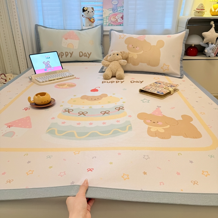 91家纺网 家纺一手货源 找家纺 （总）柒月家居 2026新款大版印花碳光冰丝席床席款凉席