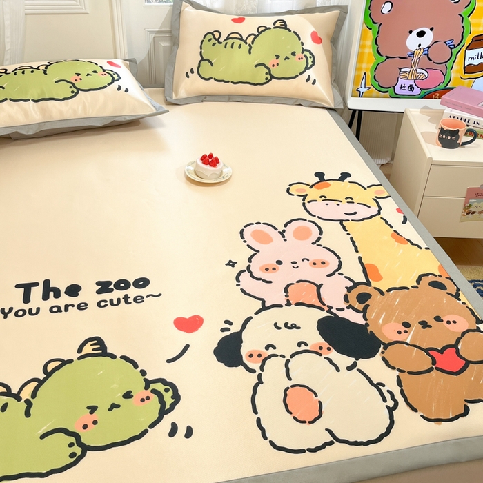 91家纺网 家纺一手货源 找家纺 柒月家居 2026新款大版印花碳光冰丝席床席款凉席 动物世界