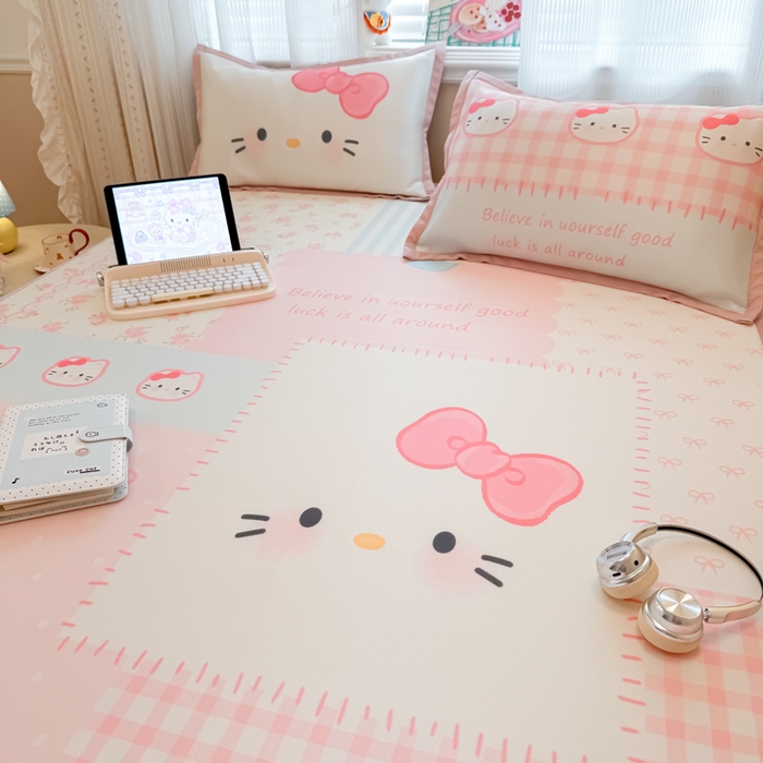 91家纺网 家纺一手货源 找家纺 柒月家居 2026新款大版印花碳光冰丝席床席款凉席 猫猫小窝