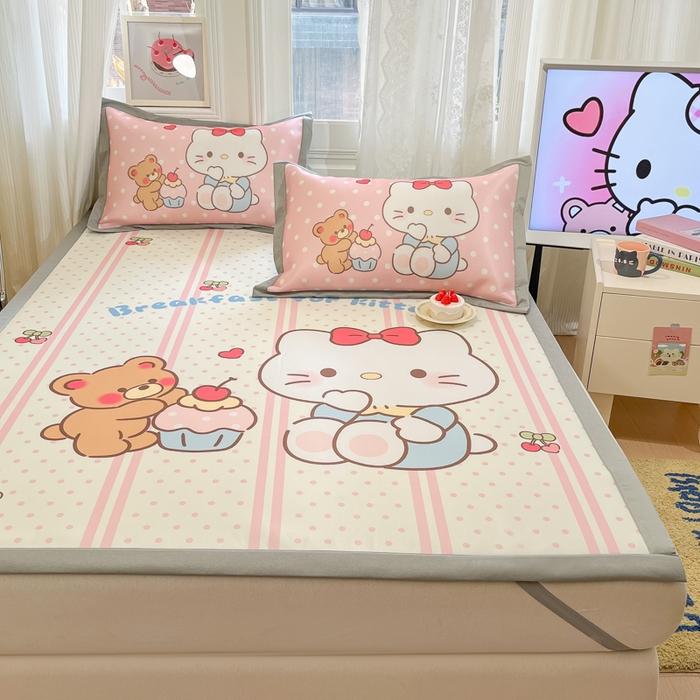 91家纺网 家纺一手货源 找家纺 柒月家居 2026新款大版印花碳光冰丝席床席款凉席 猫咪伙伴