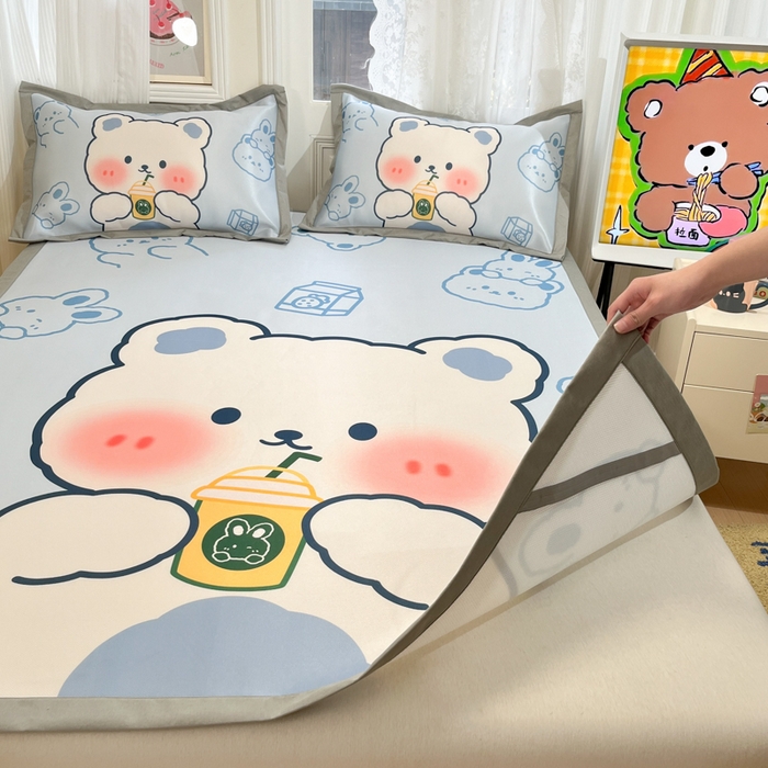 91家纺网 家纺一手货源 找家纺 柒月家居 2026新款大版印花碳光冰丝席床席款凉席 萌宝