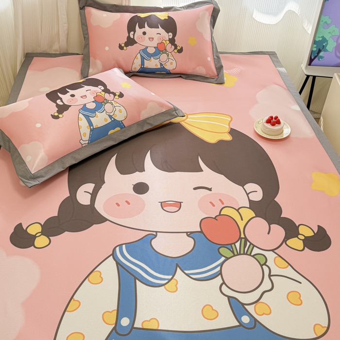 91家纺网 家纺一手货源 找家纺 柒月家居 2026新款大版印花碳光冰丝席床席款凉席 萌系女孩