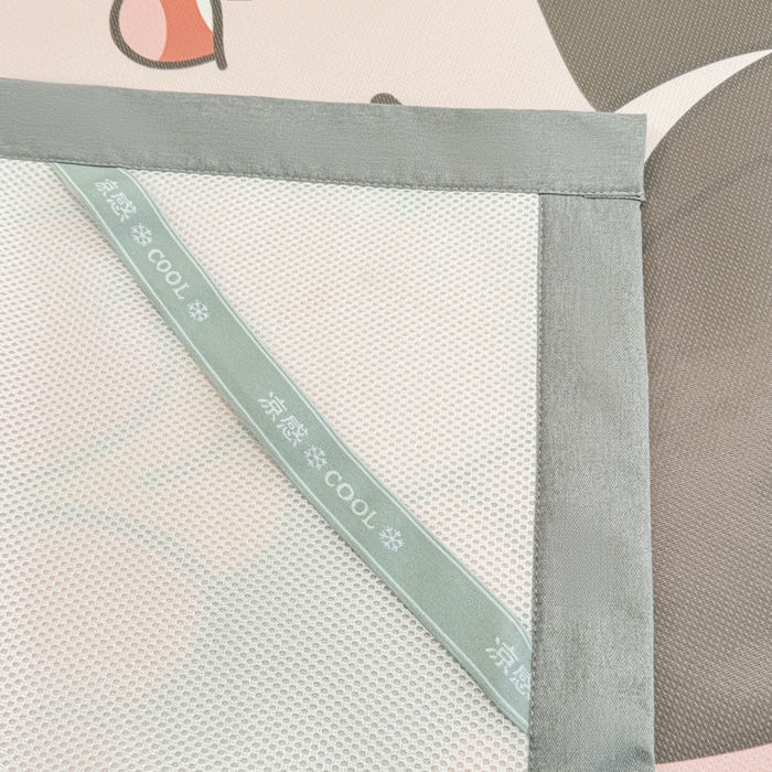 91家纺网 家纺一手货源 找家纺 柒月家居 2026新款大版印花碳光冰丝席床席款凉席 萌系女孩