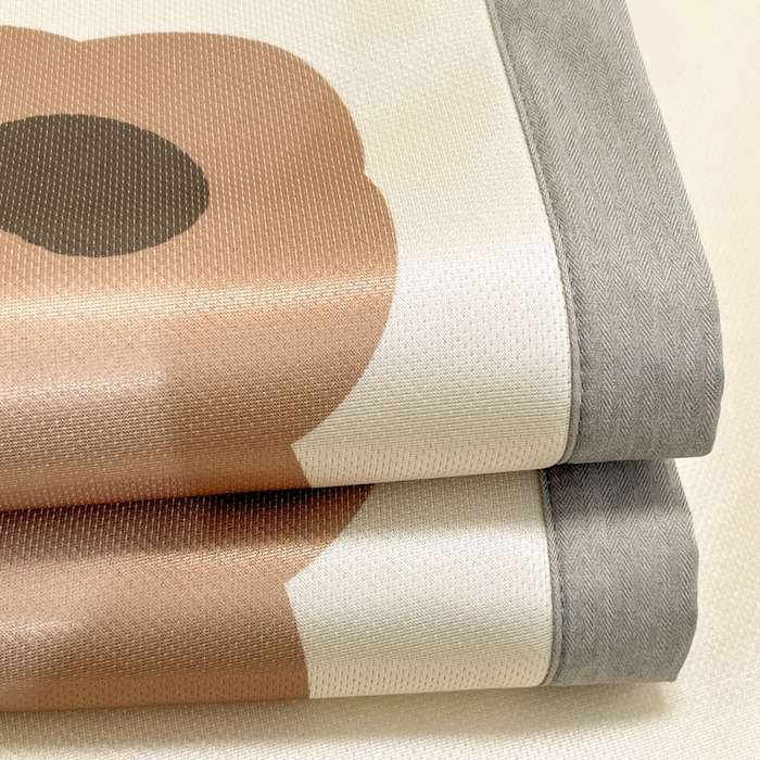 91家纺网 家纺一手货源 找家纺 柒月家居 2026新款大版印花碳光冰丝席床席款凉席 晚安熊