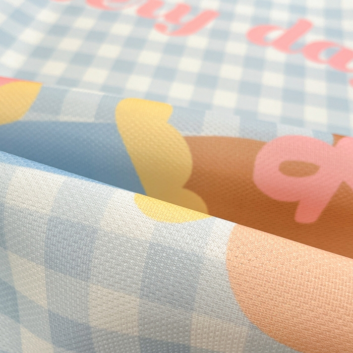 91家纺网 家纺一手货源 找家纺 柒月家居 2026新款大版印花碳光冰丝席床席款凉席 汪汪乐园