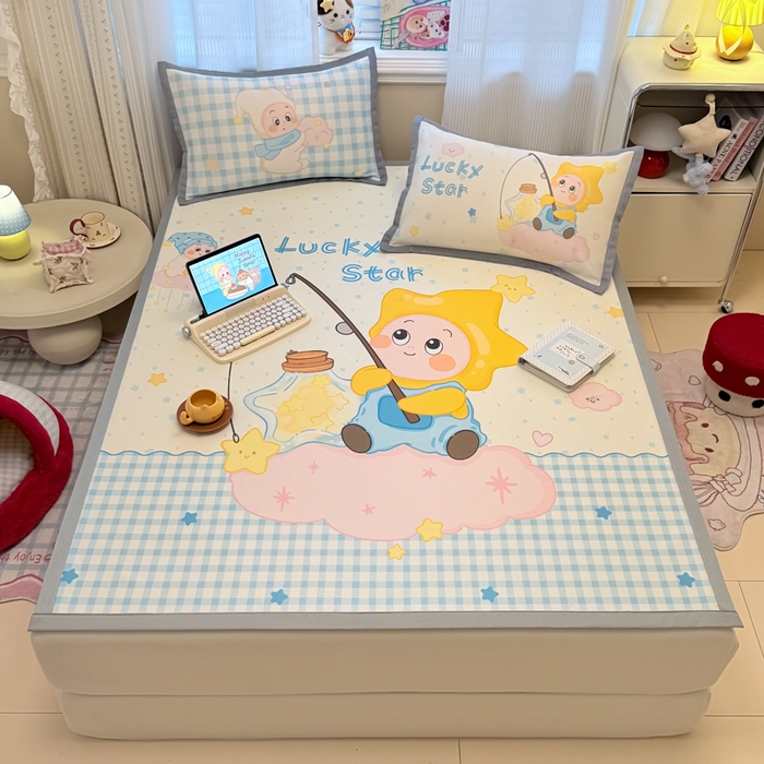 91家纺网 家纺一手货源 找家纺 柒月家居 2026新款大版印花碳光冰丝席床席款凉席 星星之愿