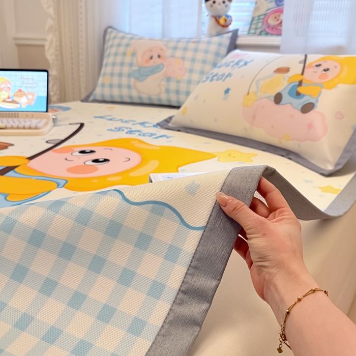 91家纺网 家纺一手货源 找家纺 柒月家居 2026新款大版印花碳光冰丝席床席款凉席 星星之愿