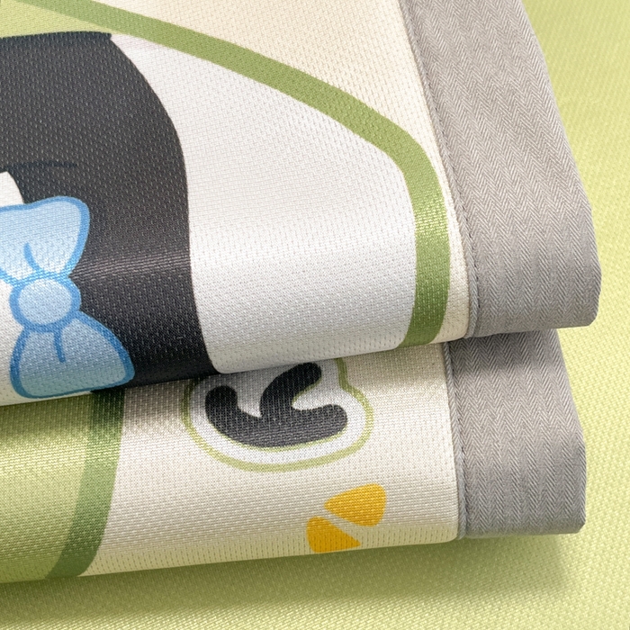 91家纺网 家纺一手货源 找家纺 柒月家居 2026新款大版印花碳光冰丝席床席款凉席 熊猫宝贝