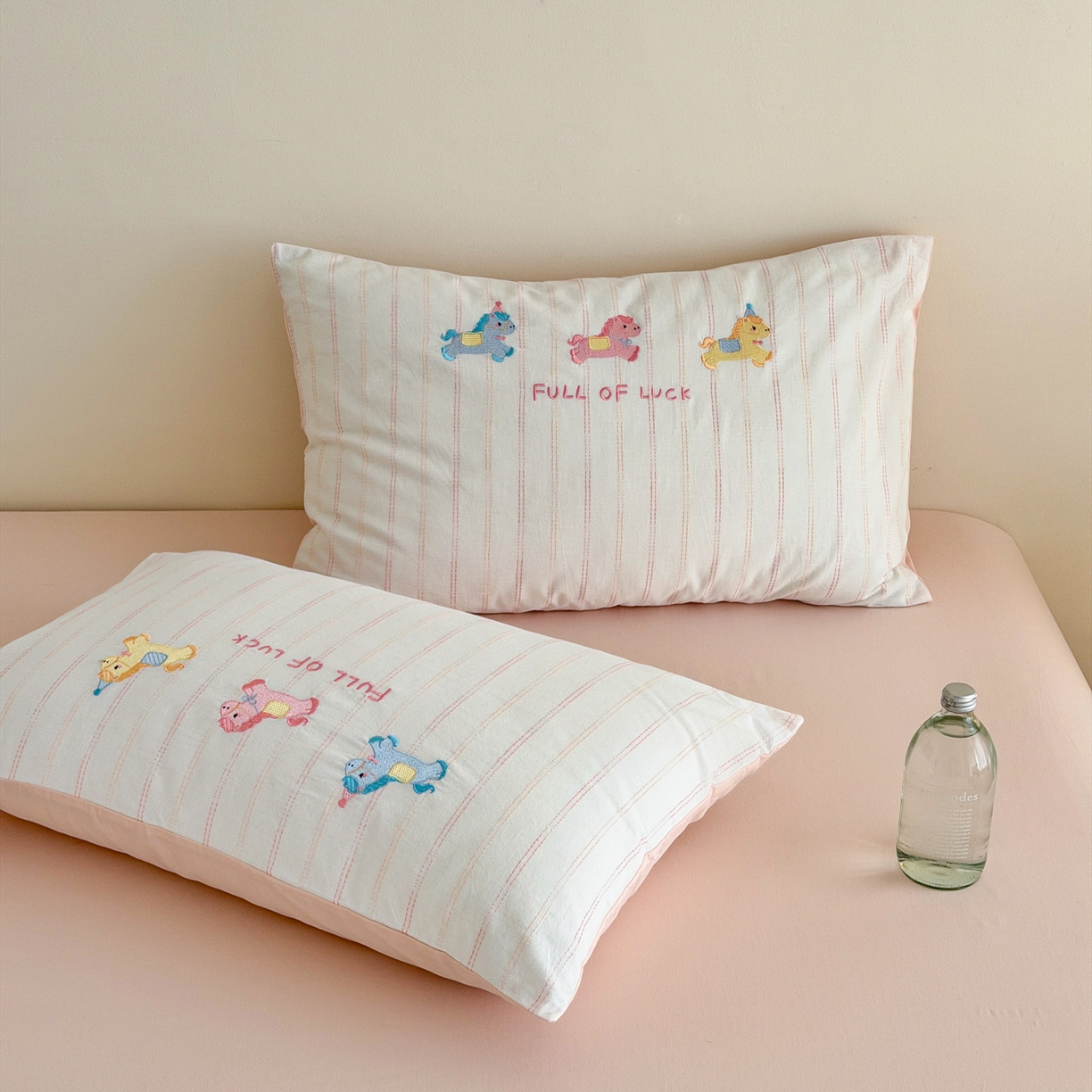 91家纺网 家纺一手货源 找家纺 （总）优彩 2026新款全棉纯棉色织提花水洗棉刺绣四件套-以梦为马