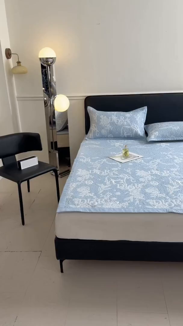 91家纺网 家纺一手货源 找家纺 （总）慕木家纺 2026新品高端复合三明治PE乙纶双面提花610克冰豆豆凉席迪奥风系列（提供买家秀）