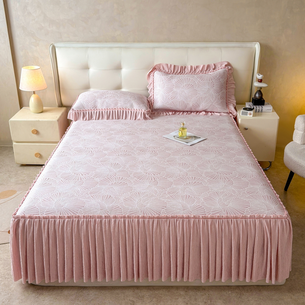 牵梦萦家纺 2026新款立体浮雕压花工艺凉感豆豆凉席-床裙款 银杏叶-粉色