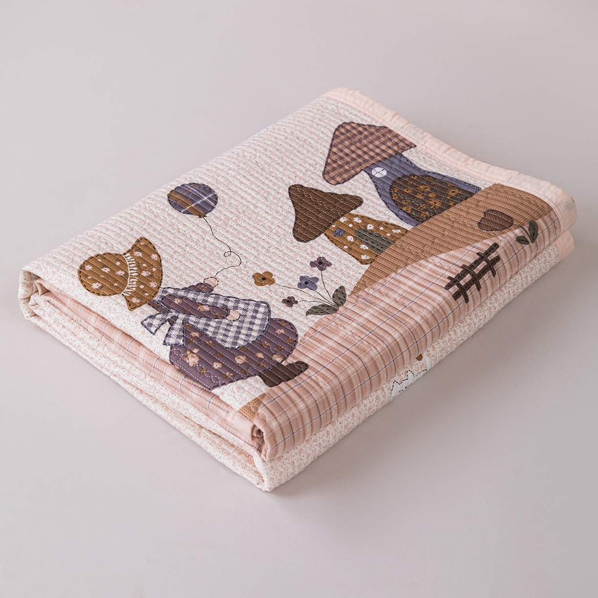 91家纺网 家纺一手货源 找家纺 源舜家纺 2026新款天丝莫代尔大版凉感床盖 蘑菇女孩