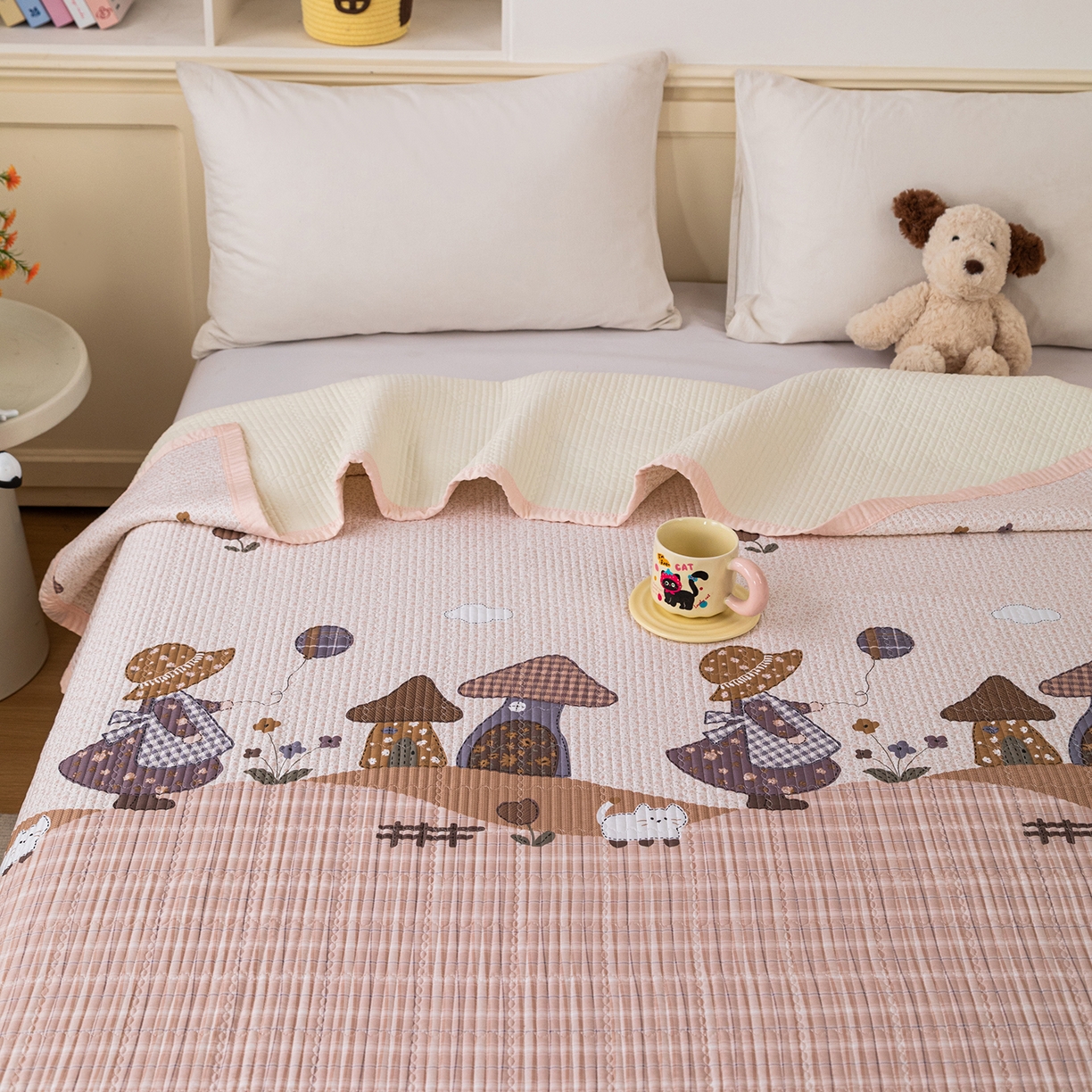 91家纺网 家纺一手货源 找家纺 源舜家纺 2026新款天丝莫代尔大版凉感床盖 蘑菇女孩