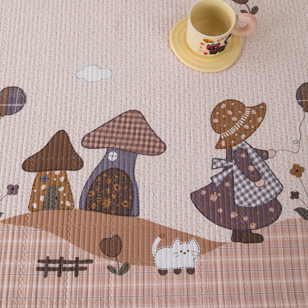 91家纺网 家纺一手货源 找家纺 源舜家纺 2026新款天丝莫代尔大版凉感床盖 蘑菇女孩