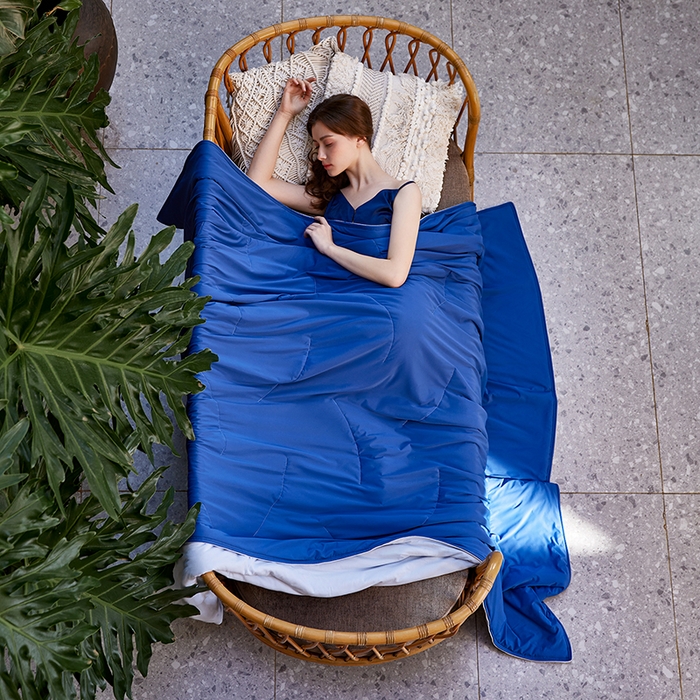 91家纺网 家纺一手货源 找家纺 莱福仕家纺 2025新款酣睡星球双面凉感夏被被子被芯 凉感夏被-星空蓝 风格一