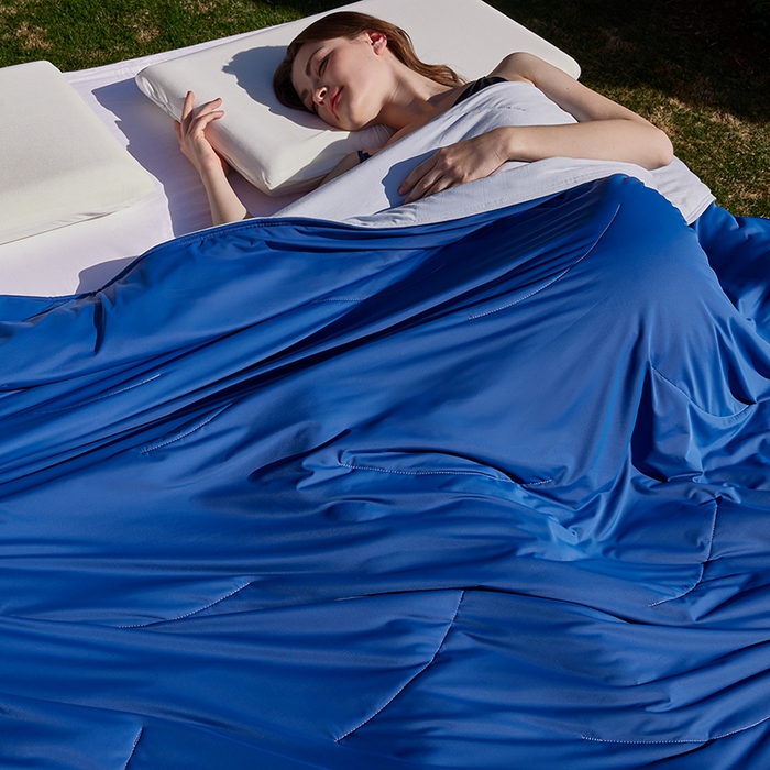 91家纺网 家纺一手货源 找家纺 莱福仕家纺 2025新款酣睡星球双面凉感夏被被子被芯 凉感夏被-星空蓝 风格一