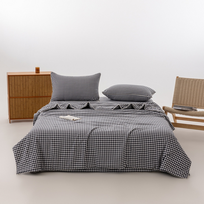 91家纺网 家纺一手货源 找家纺 迪梵家纺 2026新款A类无印风水洗棉格子纯色夏凉被大豆夏被空调被薄被（带买家秀） 黑小格